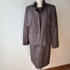 ブラウン フリルカラー スーツ セット