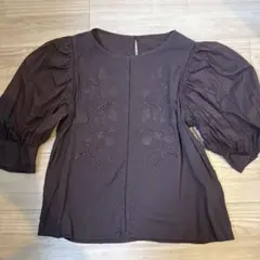indexフラワー刺繍 パフスリーブ ブラウス ブラウン