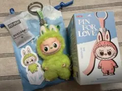 【POP MART】 イニシャル ラブブPIN FOR LOVE 『Ｖ』