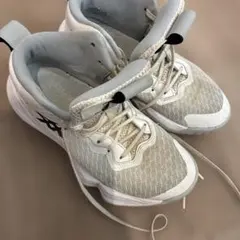 asics バスケットボールシューズ 23.0cmのサムネイル