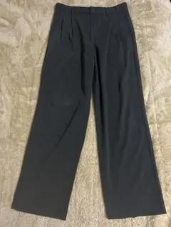 ろ*み様 ダークグレー プリーツ入り スラックス