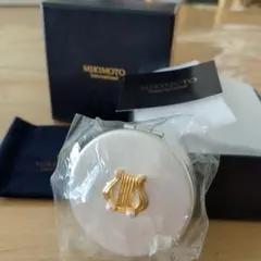 Item thumbnail for item e70fa22d-7f37-4115-8423-bdbff107c7ae