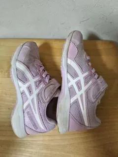 Item thumbnail for item f5403290-069f-44cf-8afa-66c94748ab13