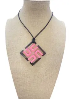 新品 バッファローホーン 水牛角 ペンダントネックレス