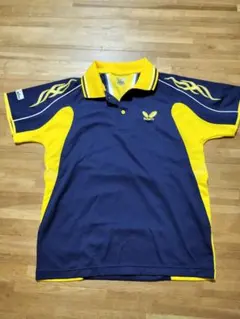 バタフライ シャツ