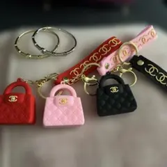 ☆シャネル ☆ミニバッグ型キーホルダー 3点セット&バルグル2色