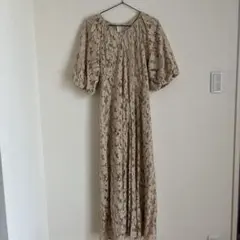 ベージュ レース ロングドレス