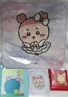 ちいかわ【超まじかる レストラン他】古本屋 ハンドタオル カード チャームセット