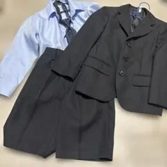 フォーマルスーツ 110cm 黒 ジャケット　パンツ　シャツ　水色シャツ