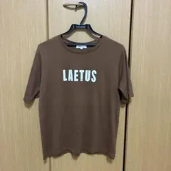 ナチュラルビューティーベーシック LAETUS ロゴプリント 半袖Tシャツのサムネイル