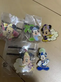 ミッキー・ミニーマウス・ドナルド ピンバッジ 5個セット