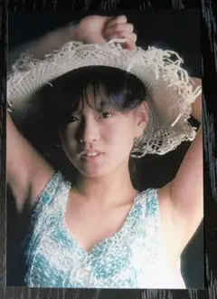 Item thumbnail for item a2beb2e5-ff13-48f7-968f-bdcf5aebc6f0