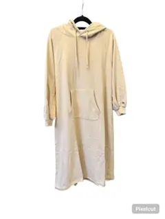 Lee フード付きロングワンピース FREEサイズ ベージュ　マタニティ