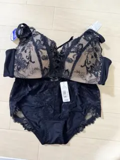 Aimerfeel C75 ブラック レース ブラジャーショーツセット