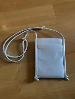 green label relaxing マルチサコッシュポシェット