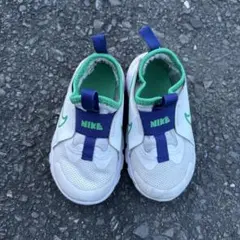 NIKE スリッポンシューズ ホワイト/グリーン