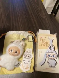【H】PIN FOR LOVE ラブブ　ぬいぐるみキーホルダー