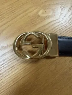 GUCCI ブラックレザーベルト ダブルGロゴ