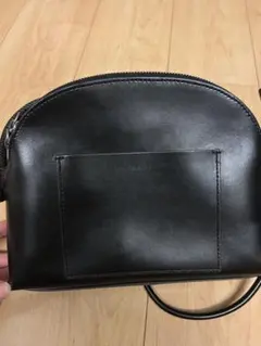 YAHKI レザー ショルダーバッグ ブラック