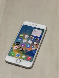 a*x様 Apple iPhone8 本体 64G ホワイト初期化済み - メルカリ