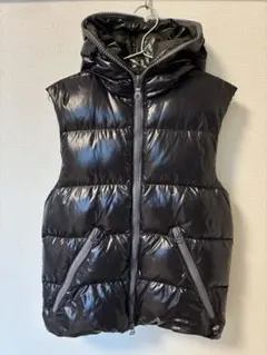 ✨未使用級✨DUVETICA FEBEDUE ダウンベスト カシミヤ混 40 - メルカリ