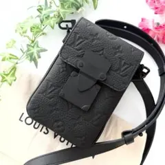 ルイヴィトン モノグラム トリヨン Sロック ヴェルティカル ウォレット 黒