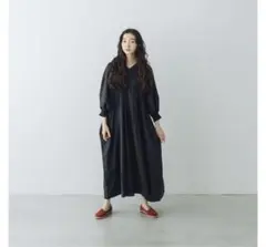 ネストローブ nest Robe リネンラッフル袖Tブラウス ブラック - メルカリ