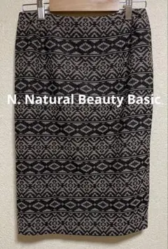 N. Natural Beauty Basic エヌドットタイトスカート