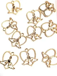 ゴールド ハートと羽根のチャーム 10個セット