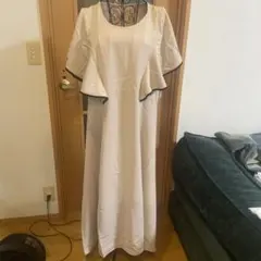 CLETTE フレア袖 ロングワンピース ホワイト 4Lのサムネイル