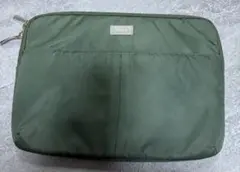 IKUM ナイロン PCケース ビジネスバッグ カーキのサムネイル