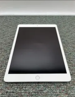 iPad7　第7世代　Wi-fiモデル　32GB　Apple　f794