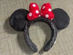 ミニーマウス カチューシャ 赤い水玉リボン