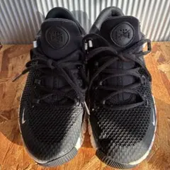 NIKE ブラック スニーカー　23.5cm