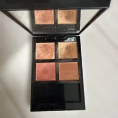 アディクション ザ アイシャドウパレット＋ 010