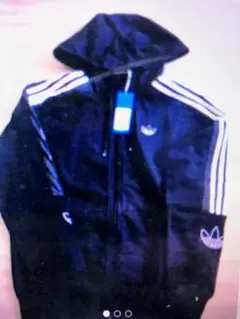 adidas アディダスオリジナル パーカー　　メンズ　Lサイズ