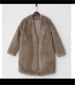 【新品未使用】フェイクファーコート