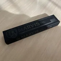 Item thumbnail for item c6bf0282-9404-4d05-b82d-d2d7e5096e48