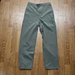 GU ナイロンストレッチパンツ Sサイズのサムネイル