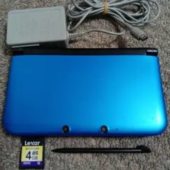 ☆動作良好☆ Nintendo 3DSLL ブルー×ブラック ☆3DSソフト付き