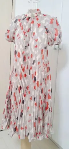 プリーツ半袖ひざ丈ワンピースプリーツワンピース薄手夏インポート