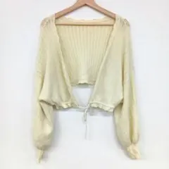 ☆mystywomanクリーム色 ニットカーディガン クロップド丈