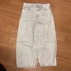 GU ライトグレー バレルレッグジーンズ デニムパンツ 31