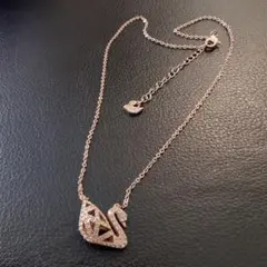 スワンモチーフ ネックレス ローズゴールド