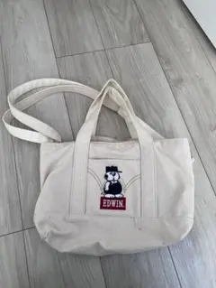 Item thumbnail for item cbff8ee4-2f33-41e4-9d08-2b0cd5c269fc