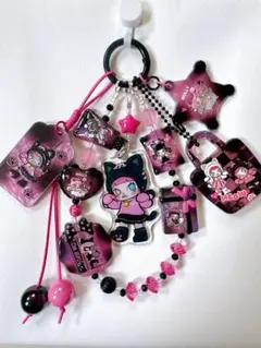 スマホストラップ バックチャーム ブラック・ピンク