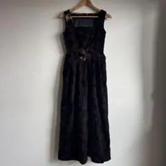 ロングワンピース　黒　ベロア　ボタニカル柄　ノースリーブ　ドレス　結婚式　2次会