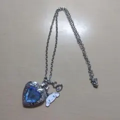 サンリオ　シナモロール　ペンダント　イニシャルS