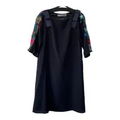 TOCCO花刺繍付きワンピース