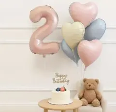 2歳　誕生日　バルーン　ハート　飾り　撮影